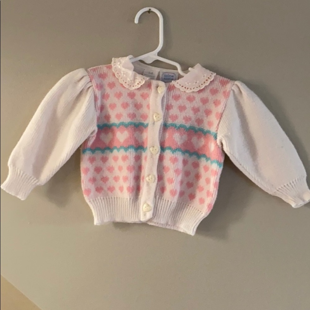 VINTAGE 80’s 6-9m BABY GIRL SWEATER HEARTS BUTTON